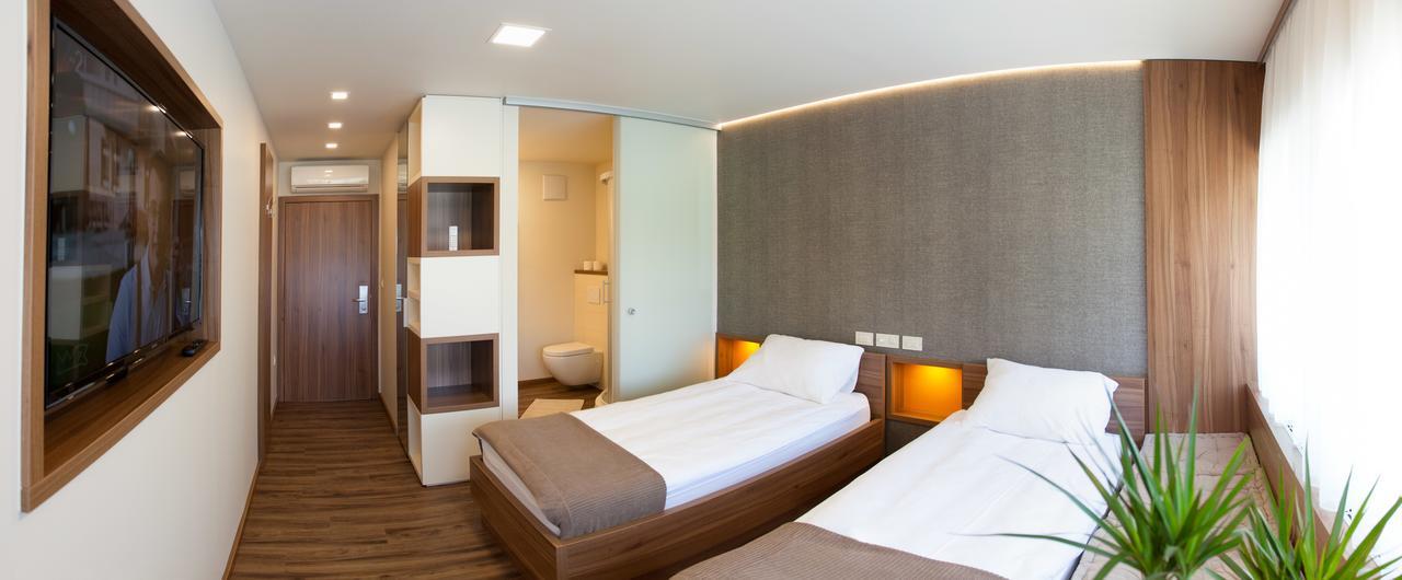 Hotel Pomaranca بتوي الغرفة الصورة